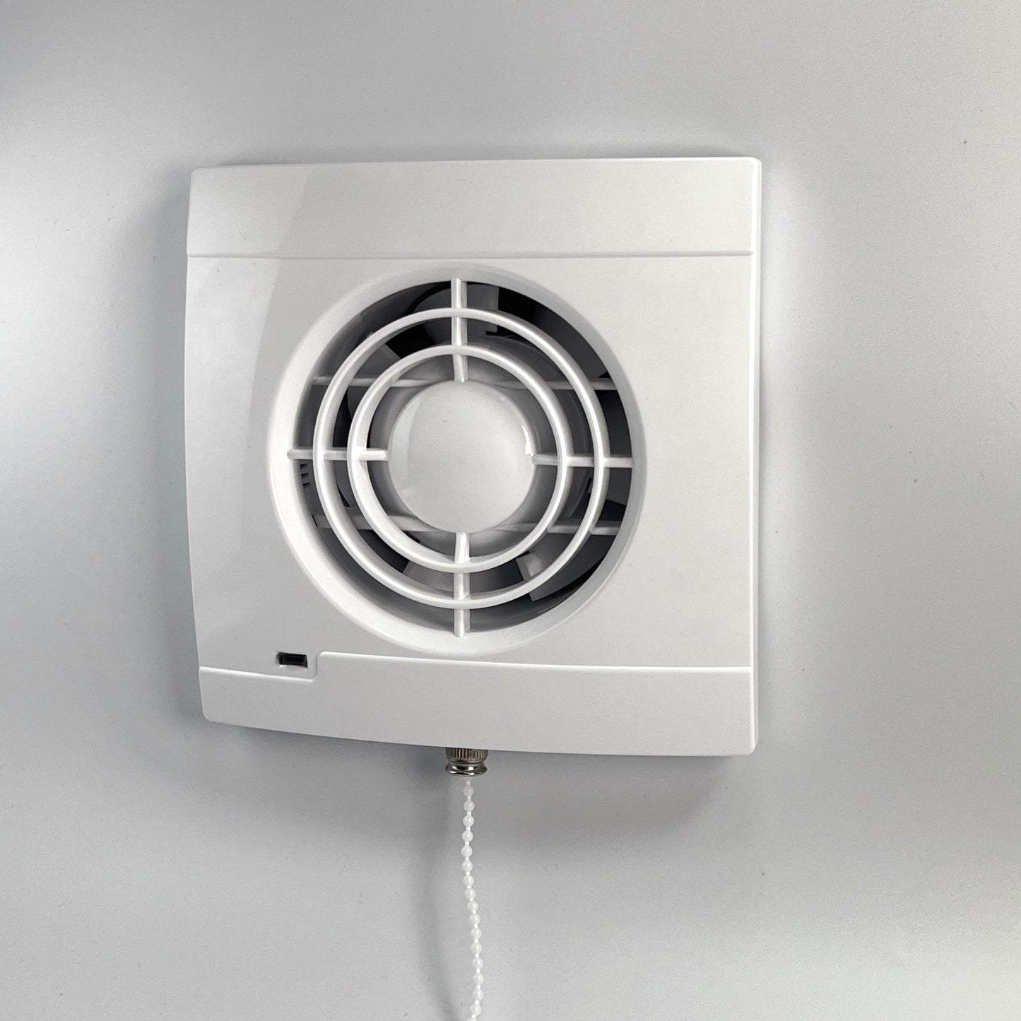 Bathroom fan Aero VK100P+