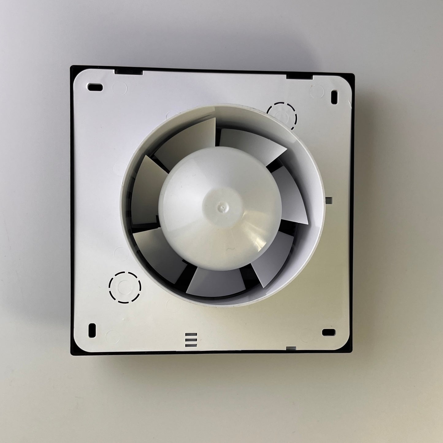 Wentylator łazienkowy Aero RS100T Onyx